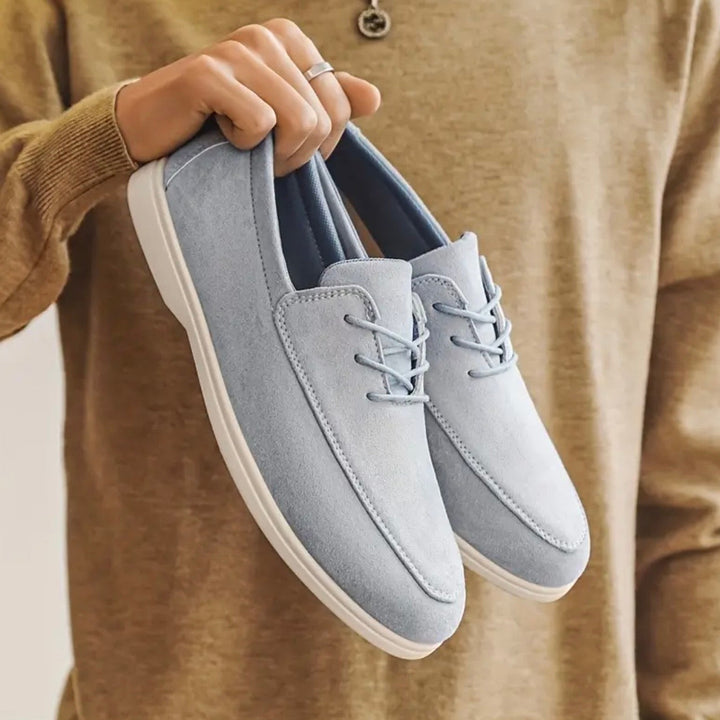 Vielseitige Herren Loafer, als elegante Freizeitschuhe und bequeme Slipper für lange Tage geeignet.