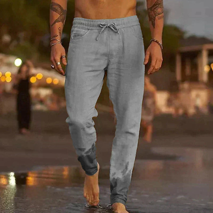 Elegante, leichte Herren Sommerhose in voller Länge, gefertigt aus atmungsaktivem Stoff für heiße Tage.