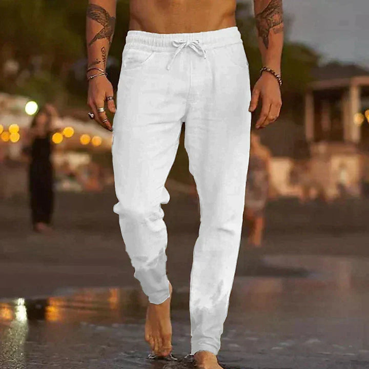 Herren Sommerhose Jogger mit lockerer Passform und elastischem Bund, ideal für heiße Tage.