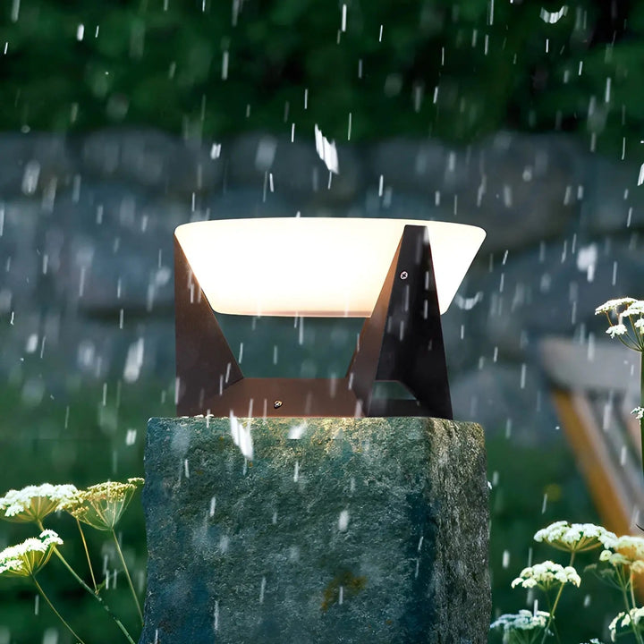 HikariBeam Solar-Gartenleuchte im Japan-Stil für harmonische Außenbeleuchtung und stimmungsvolle Abende.