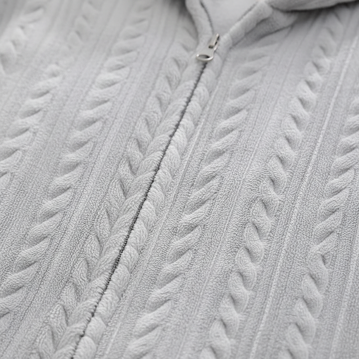 Kuscheliger Unisex Kapuzenbademantel HugGown für Paare, ideal als Homewear und zum Entspannen.