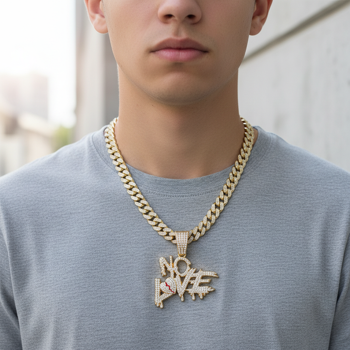Unisex Hip-Hop Kette mit auffälligem Strass-Anhänger, urbaner Modeschmuck.