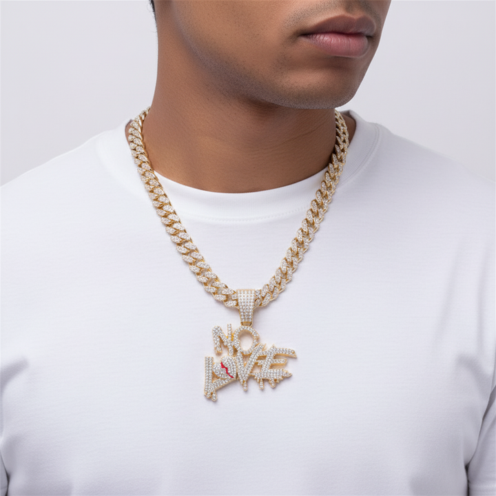 Goldene Hip-Hop Gliederkette mit funkelndem Strass-Anhänger, stylisches Unisex Accessoire.