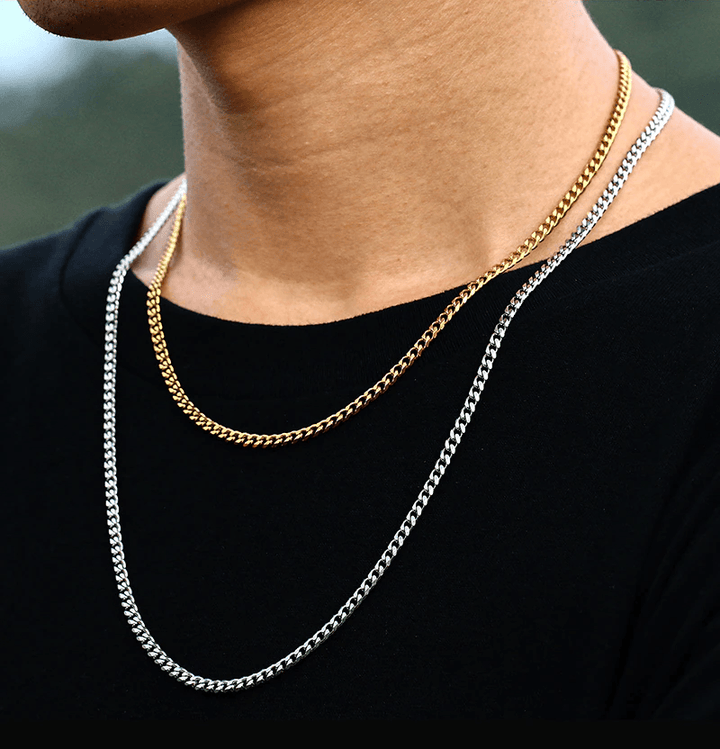 Robuste schwarze Herrenkette "StyleChain", modernes und wasserfestes Accessoire für Männer, klassisches Design.