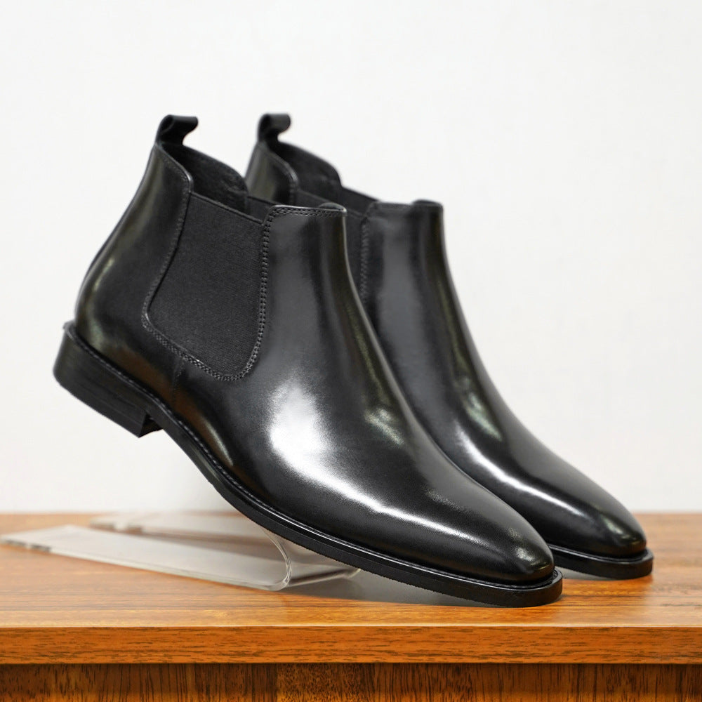 Bequeme Herren Slip-On Chelsea Boots, schwarze Knöchelstiefel mit Gummieinsätzen für einfaches An- & Ausziehen.