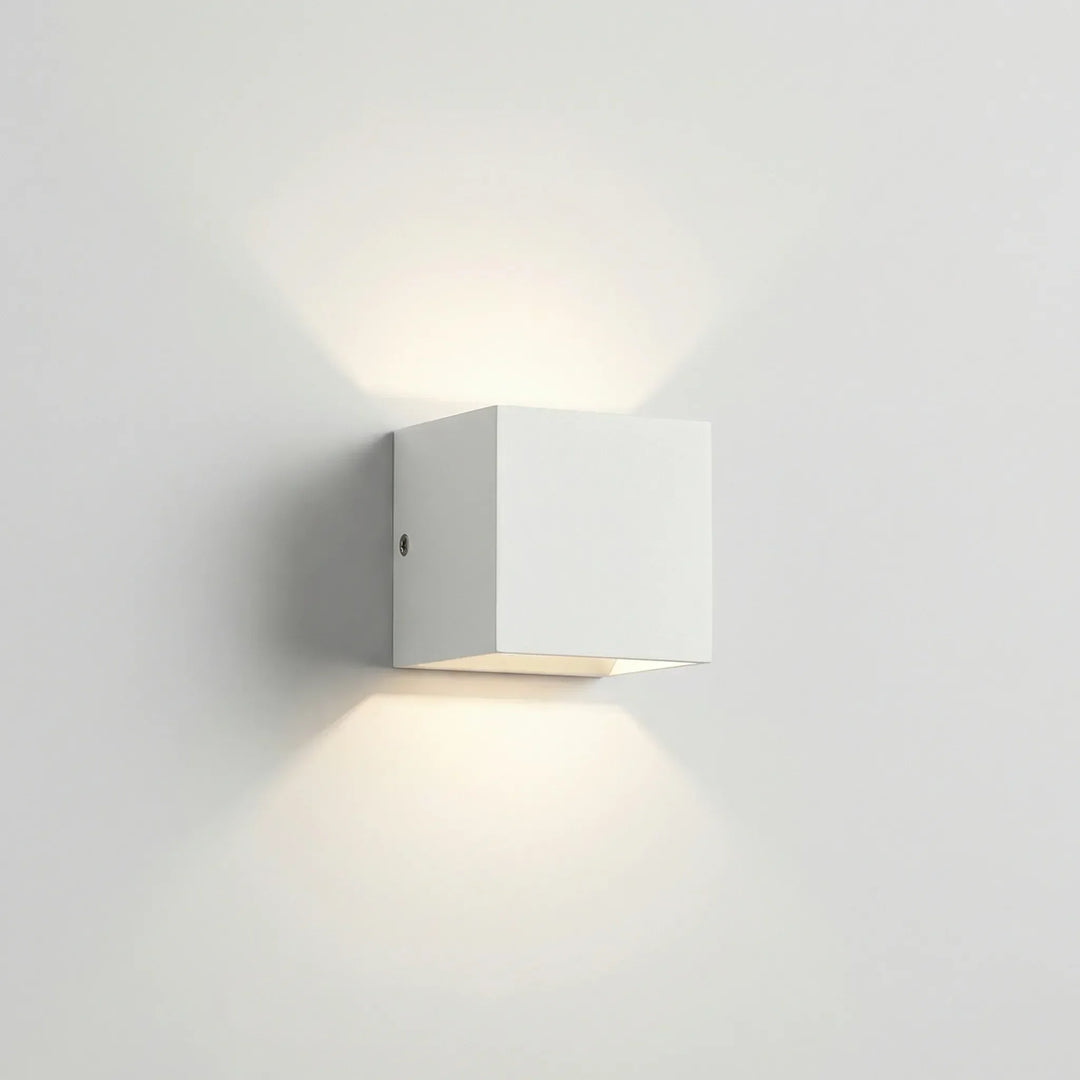 Elegante, verstellbare LED-Wandleuchte (Würfeldesign) für innen & außen. Schafft Up-Down-Lichteffekte. Ideal als Designleuchte.