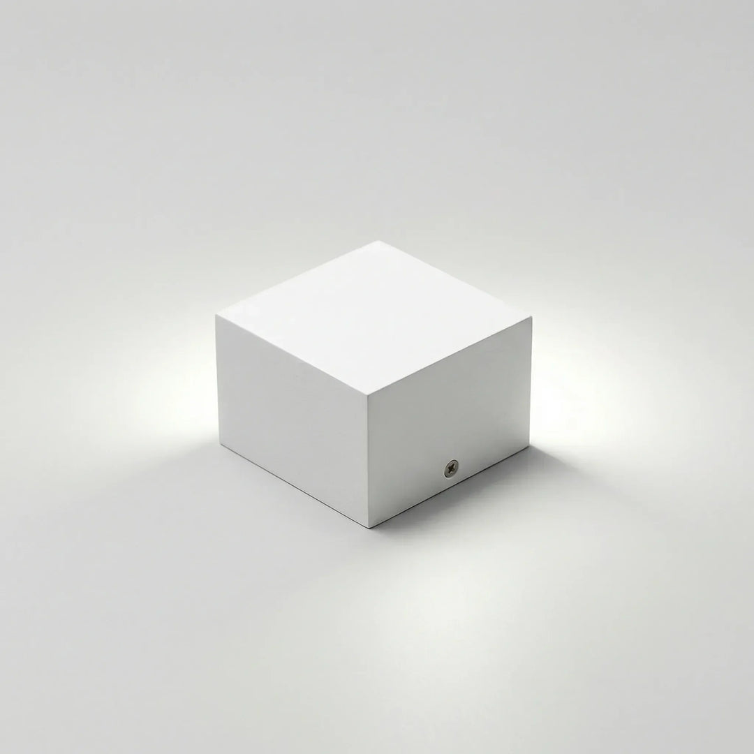 Anthrazitfarbene LED-Würfelleuchte für Wandmontage, innen & außen. Up-Down-Licht stufenlos einstellbar für Ambientebeleuchtung.