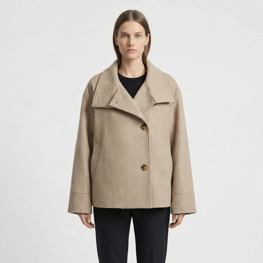 Alea Damen Kurzmantel, doppelreihiges Design für einen eleganten Business- oder Freizeit-Look im Herbst.