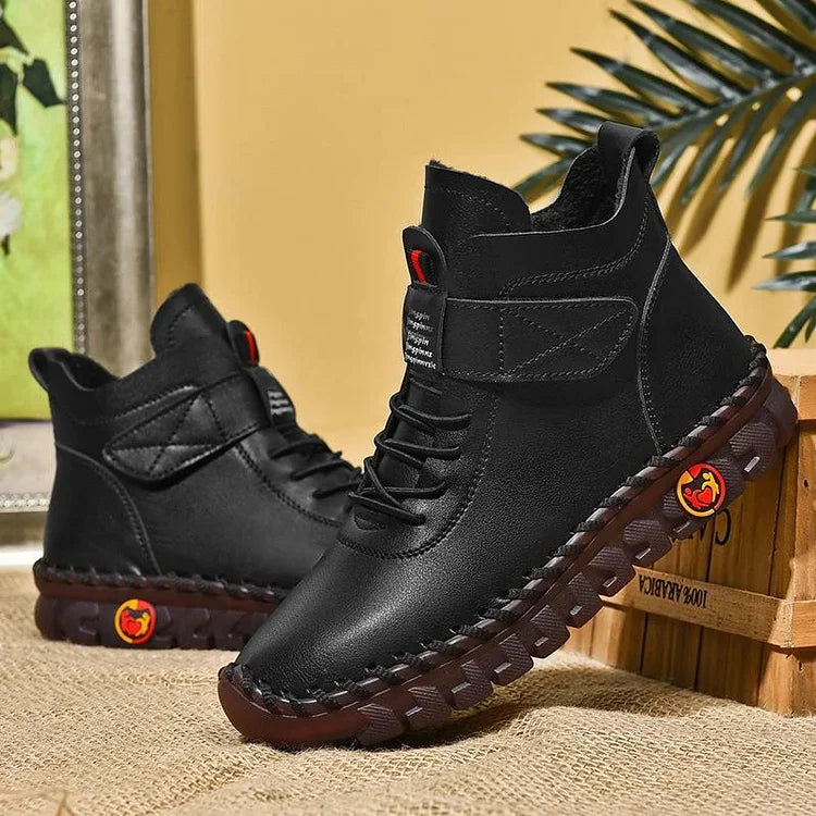 Rückenansicht: Eleganter Schaft der Damen-Stiefeletten, bequeme Passform, vielseitig für jede Saison.