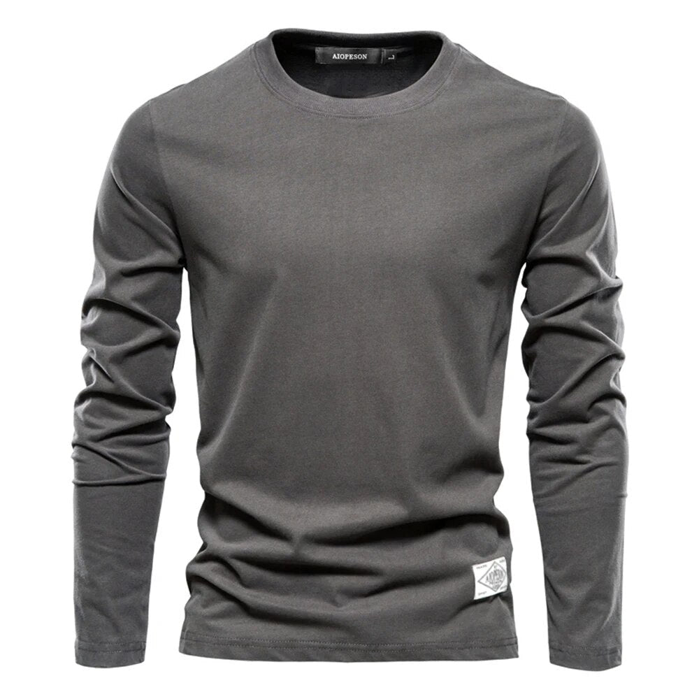Langlebiges Herren Langarmshirt Joris aus Baumwolle. Strapazierfähiges, pflegeleichtes Oberteil für Herren.