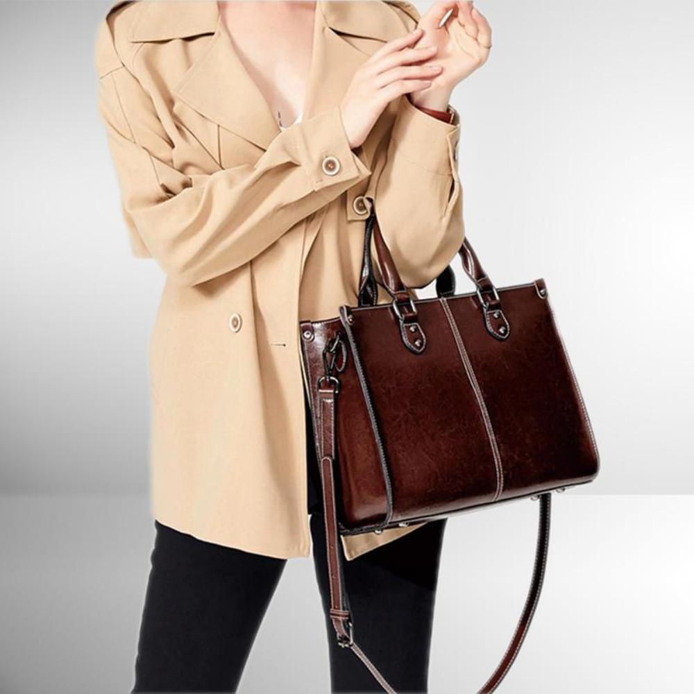 Stilvolle Damen Leder-Tote-Handtasche in Cognac, ideal als Schultertasche für Organisation.