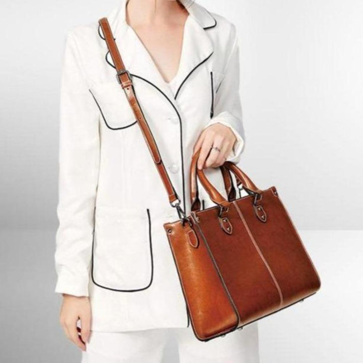 Zeitlose Eleganz: Damen Leder-Tote-Handtasche für den stilvollen Alltag; in verschiedenen Farben.