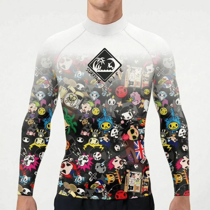 Hochwertiges Herren Langarm-Rashguard als Sportbekleidung für Schwimmen, Surfen & Wassersport mit Sonnenschutz.