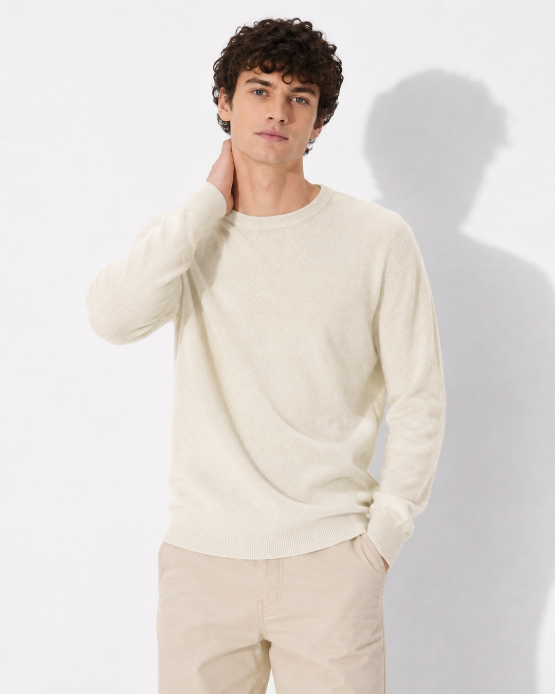 Eleganter Damen Strickpullover in weicher Qualität, perfekt für Herbst & Winter. Stilvoller Langarm-Look.