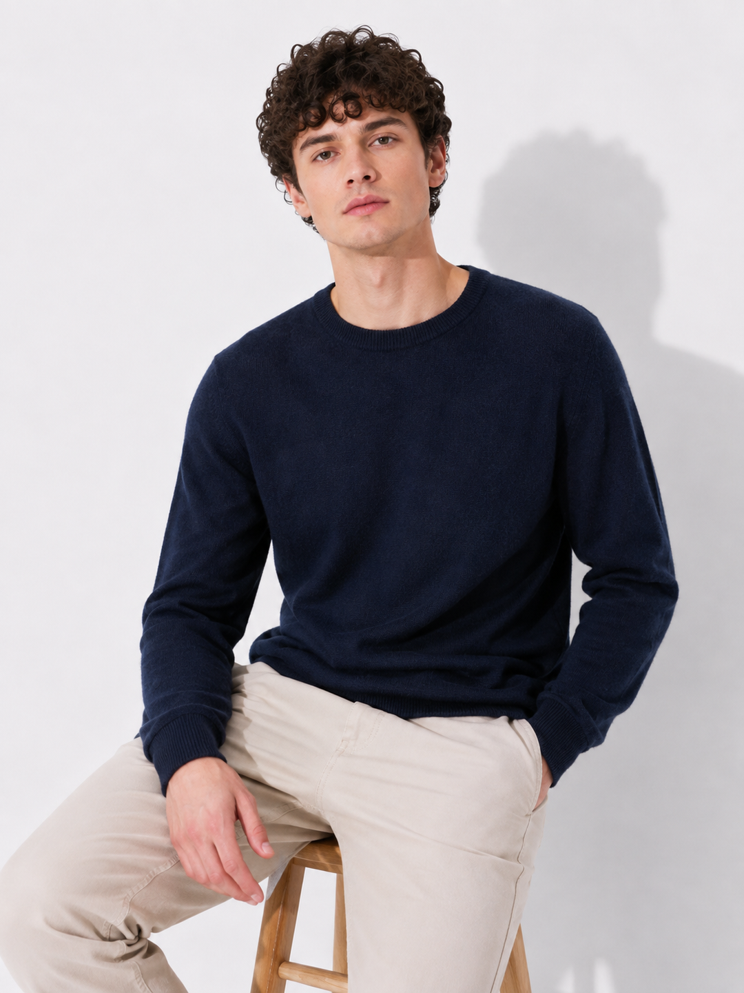 Bequemer Damen Langarm-Strickpullover für den Alltag. Ein elegantes Basic Oberteil für Damenmode.