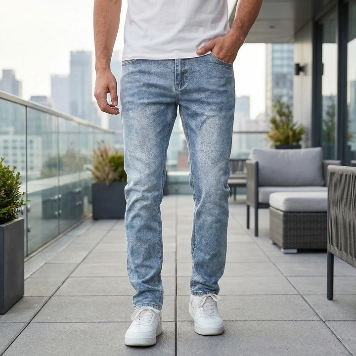 Blaue Herren Slim Fit Jeans Irvin für lässige Freizeit-Looks; figurbetonter Slim-Schnitt, vielseitig kombinierbar.
