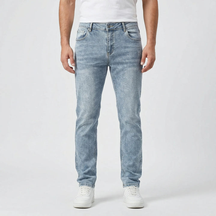Lässige schwarze Herren Slim Fit Jeans, perfekt für Freizeit und Alltag; zeitloser Slim-Schnitt, bequem.