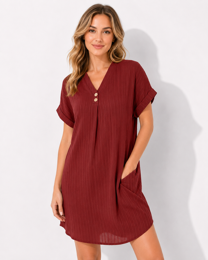 Modernes Damenkleid, elegant geschnitten. Dieses figurumspielende Langarmkleid ist ideal für jede festliche Damenmode.