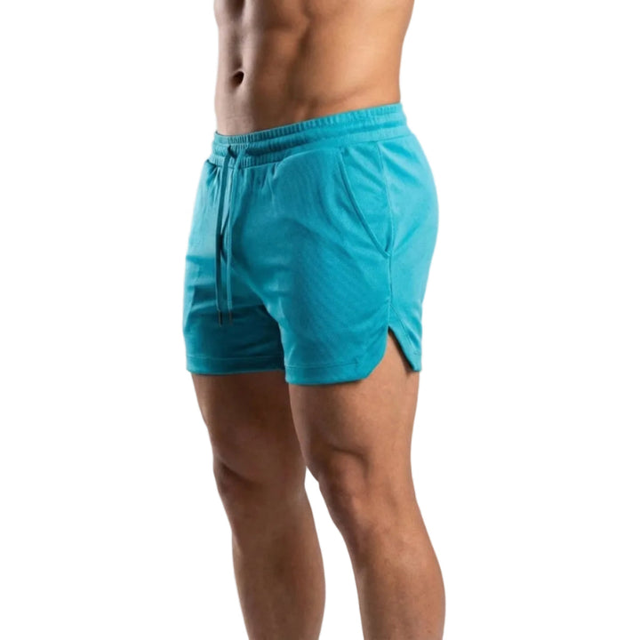 Moderne Herren Freizeitshorts, vielseitig einsetzbar als Sport- oder Strandhose, mit Kordelzug.