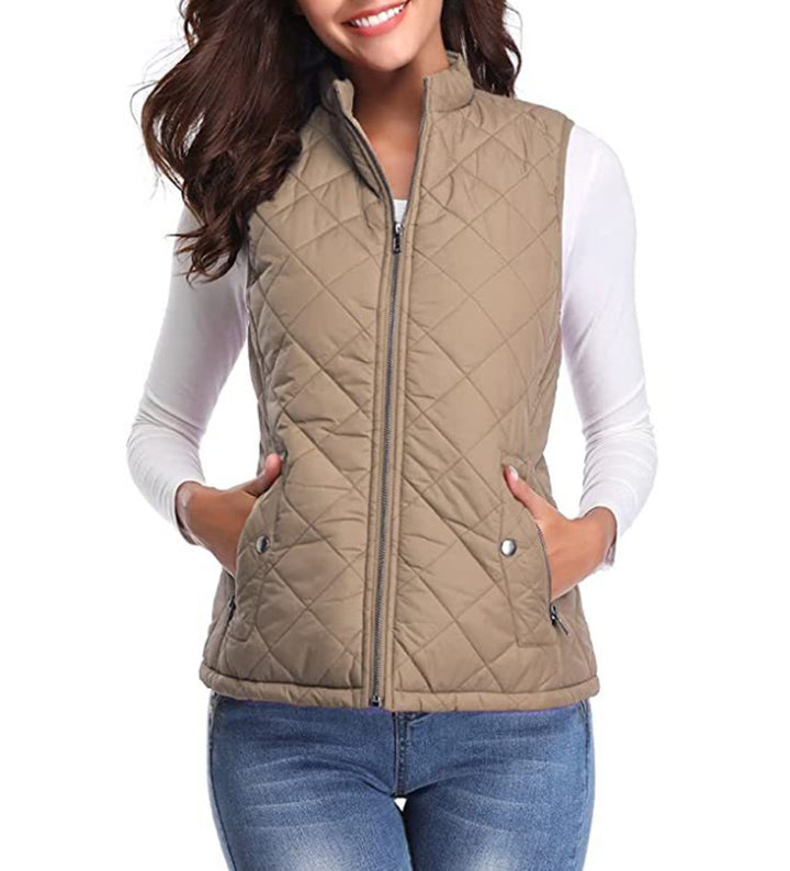 Stilvolle Damen Steppweste mit Stehkragen für Freizeit & Layering-Looks, bequem und vielseitig.