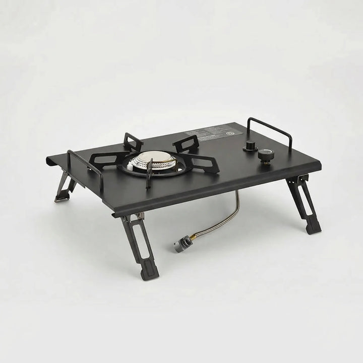 Leistungsstarker 4000W Camping Gaskocher, schwarz & tragbar. Perfekt für Outdoor-Kochen bei Wandern & Picknick.