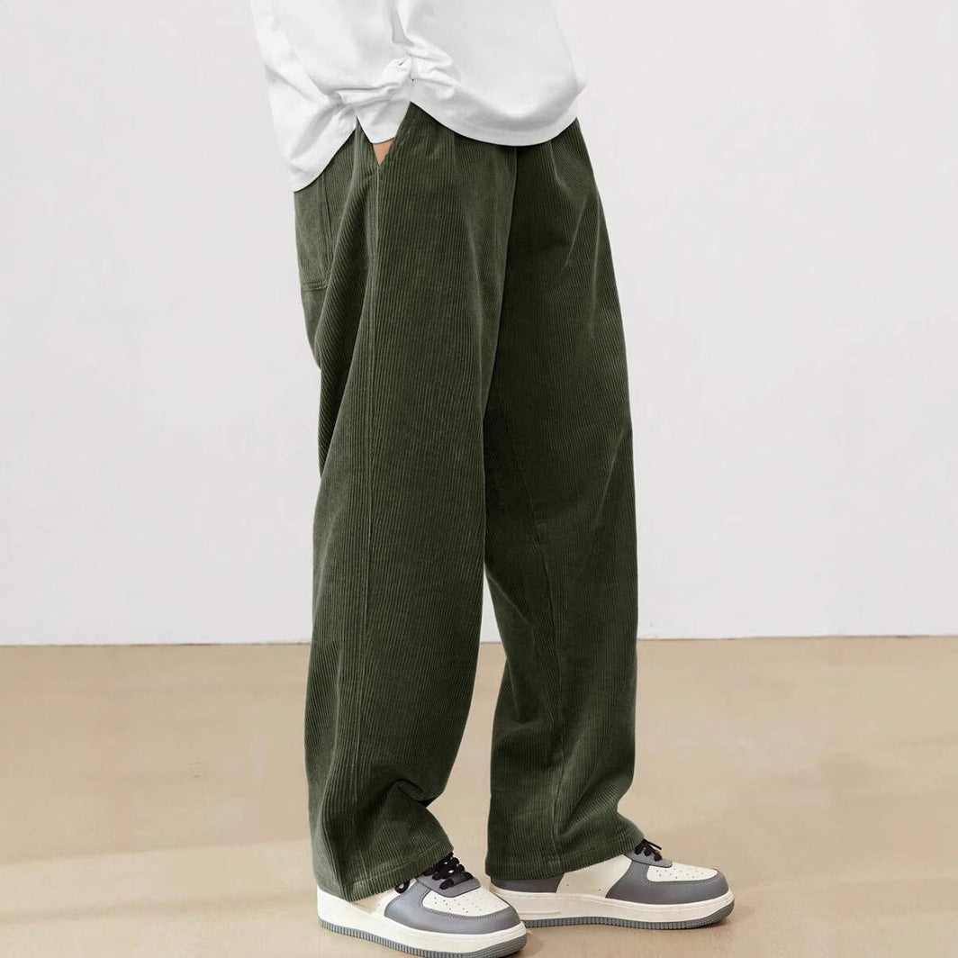 Bequeme Herren Freizeithose in weiter Passform, perfekt für entspannte Momente. Vielseitige Männerhose.