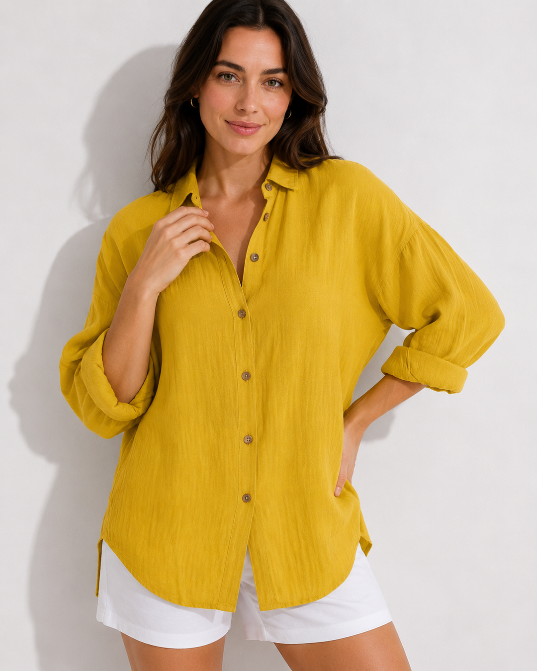 Vielseitige Hemdbluse für Damen, ideal für Sommer und Frühling, elegant und casual, perfekt als Reisebluse.