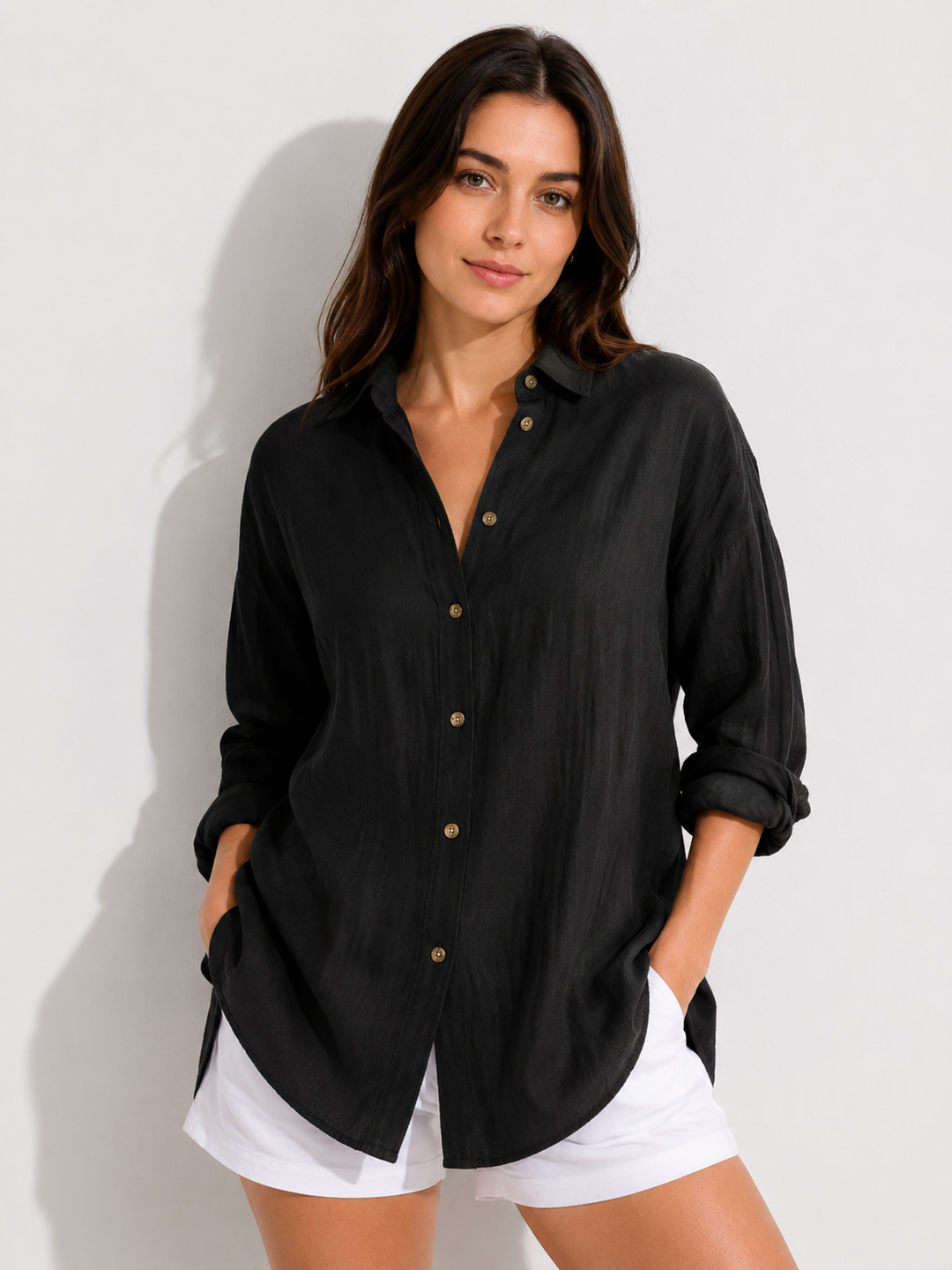 Moderne Damenbluse, knitterfrei & pflegeleicht, lockerer Schnitt bietet Eleganz und höchsten Komfort.