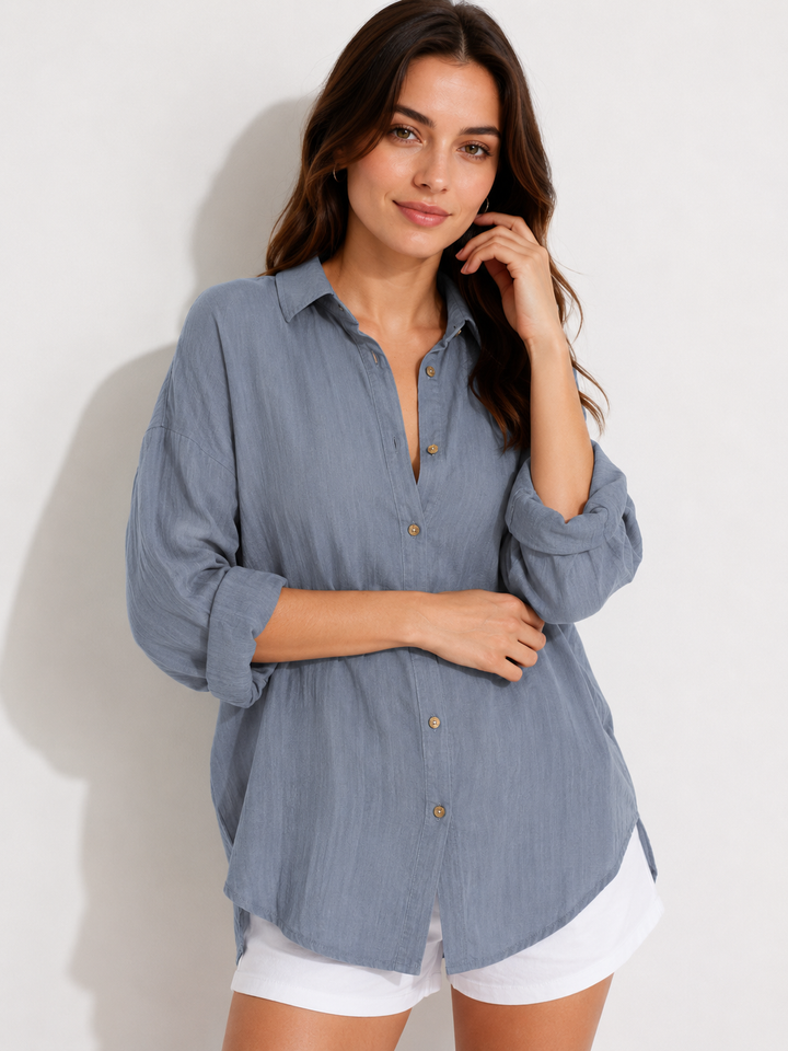 Knitterfreie Hemdbluse für Damen, lockerer Schnitt, kombiniert Eleganz und Komfort, ideal für Business & Freizeit.