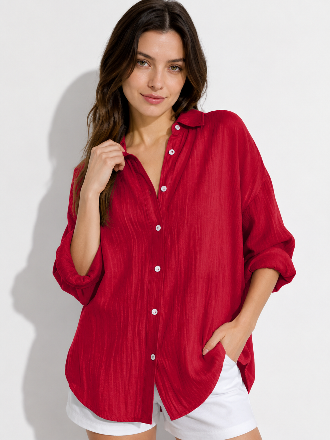 Vielseitige Frauenbluse für jeden Tag, modisch & bequem, perfekt als Reisebluse oder Alltagsbluse.