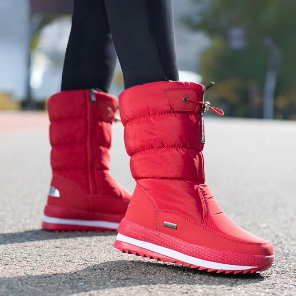 Kuschelige Damen Winterstiefel halten Füße warm, ideal für Freizeit im Herbst & Winter.