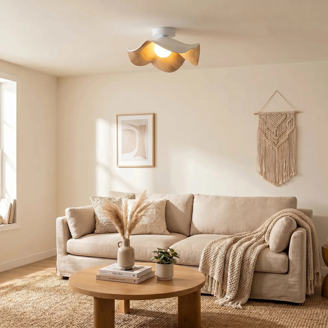 Moderne Design Deckenleuchte Lotusblüte in Holzoptik, ideal für stilvolle Esszimmer Ambientebeleuchtung.