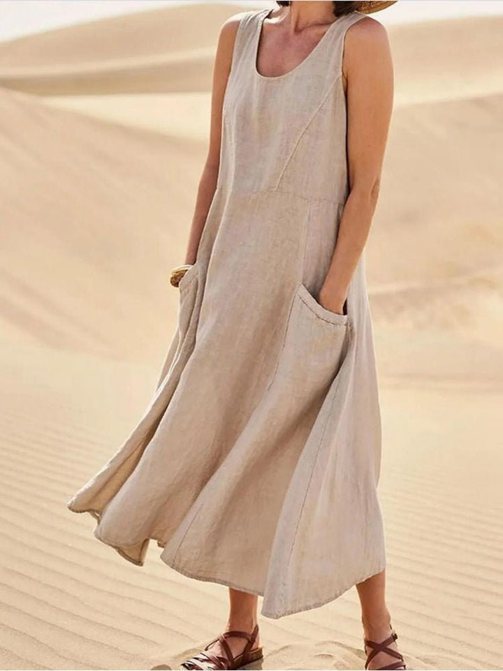 Damen Maxikleid ärmellos mit Rundhals und praktischen Taschen für einen bequemen Freizeit-Look im Sommer.