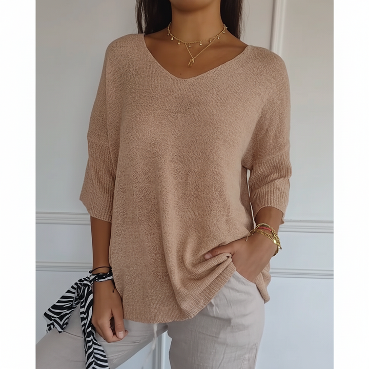 Bequemes Damen Top Sapphira mit tiefem V-Ausschnitt, lockere Passform, Frühling & Sommer geeignet, vielseitig.