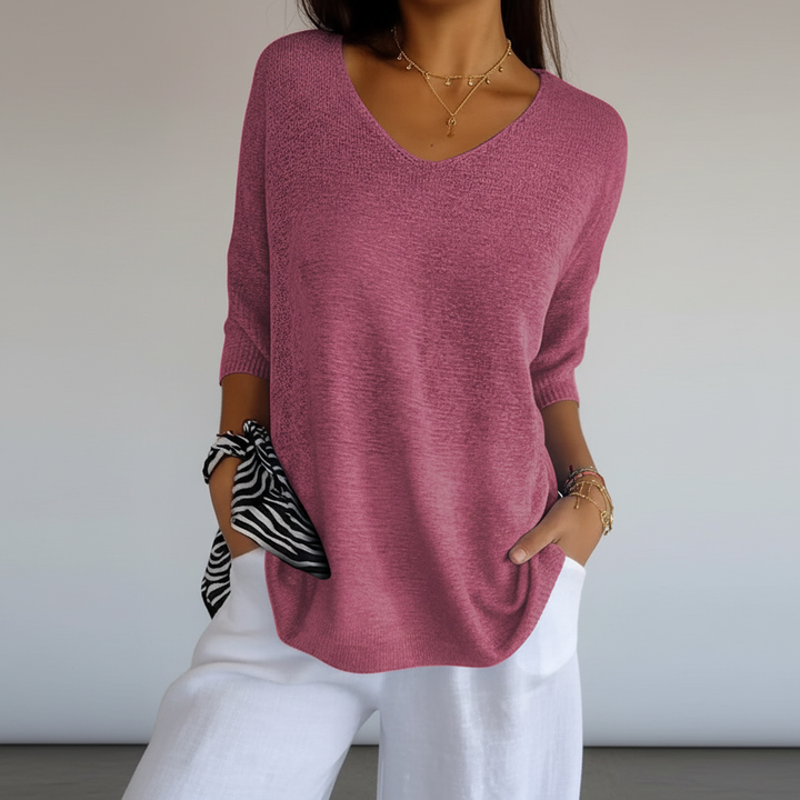 Sapphira Damen V-Ausschnitt Top, weich & fließend, perfekt für entspannte Tage oder als elegantes Abendoutfit.
