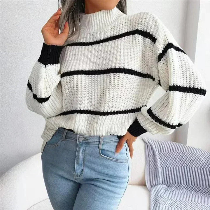 Gefalteter Basic Damen Pullover, komfortables Langarmshirt, ein vielseitiges Oberteil für jede Garderobe.