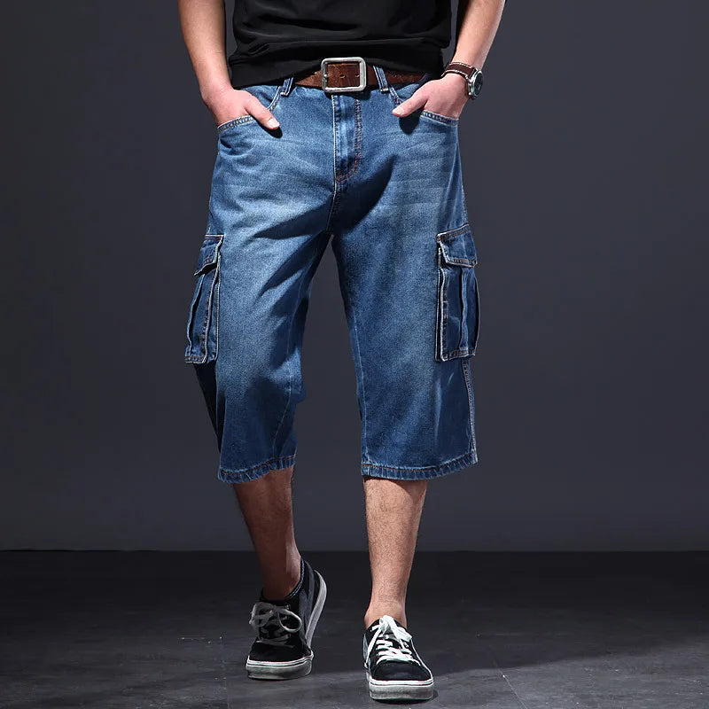 Herren Cargo-Shorts im Relaxed Fit, bequem und vielseitig für Freizeit und Outdoor-Aktivitäten.