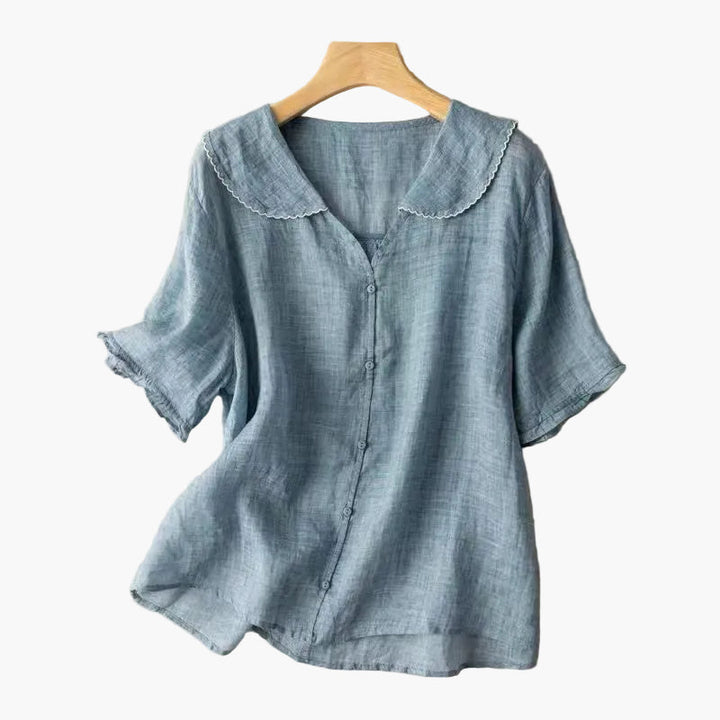 Damen Kurzarm Vintage Bluse mit Bubikragen in zartem Pastellton, lockerer Schnitt, elegant für Freizeit & Büro.