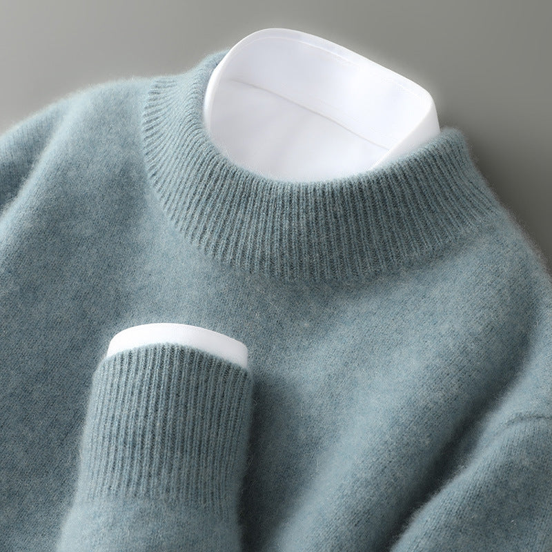Klassischer Herren Langarm Pullover für vielseitige Outfits. Zeitlos elegant und angenehm zu tragen.