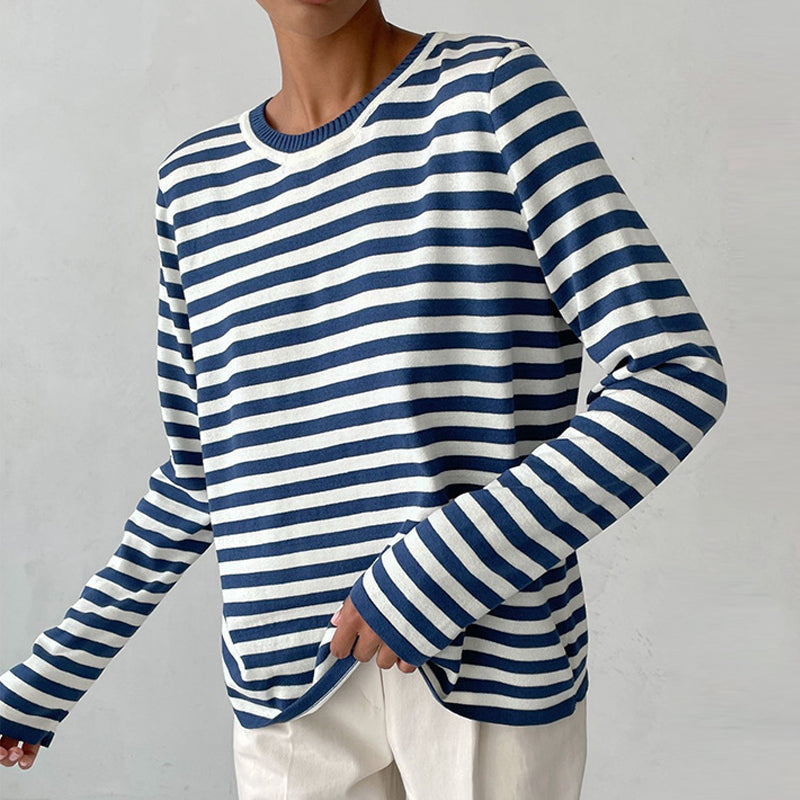 Locker sitzendes, bequemes Damen Langarm Stricktop für vielseitige Alltagslooks.