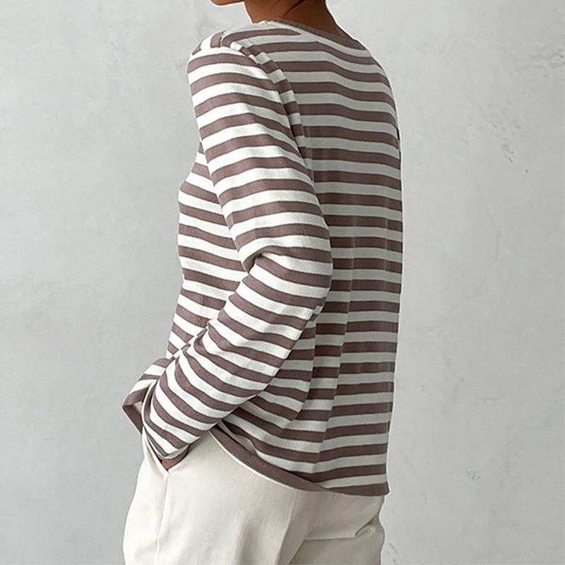 Trendiges Damen Langarm Stricktop: locker, atmungsaktiv, und modisch – ein Must-have.