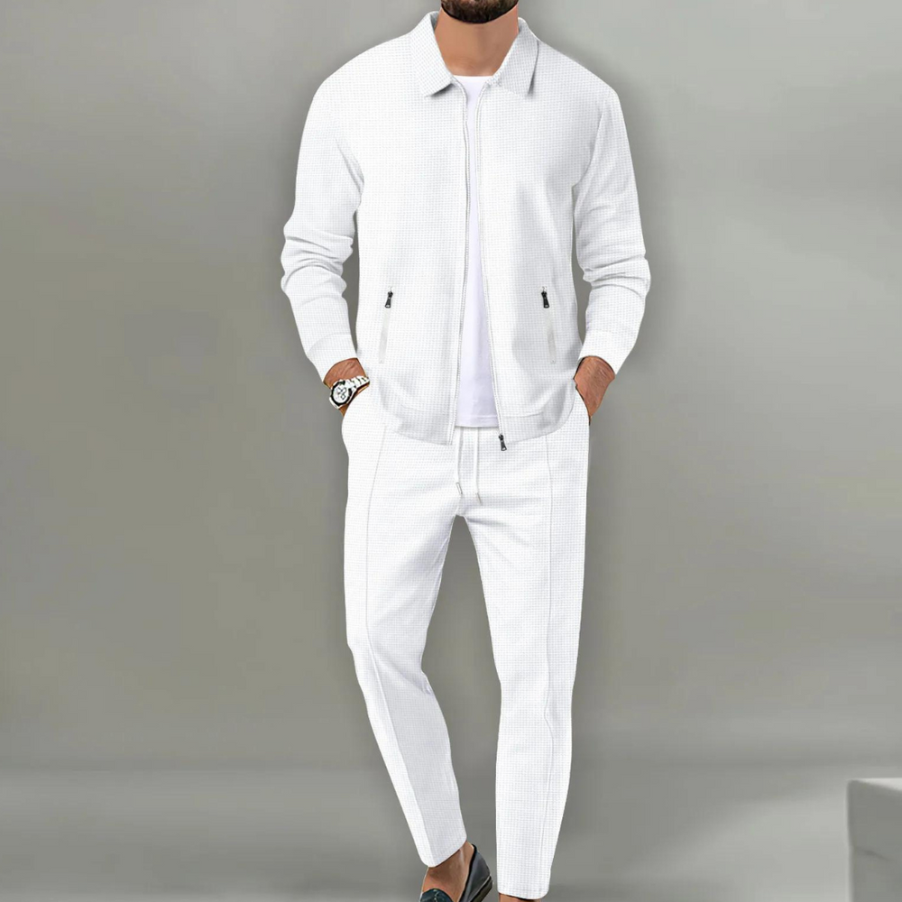 Komfortabler Herren Sportanzug im modernen Design. Zweiteiliger Jogginganzug für Training & Alltag, stilvolle Activewear.
