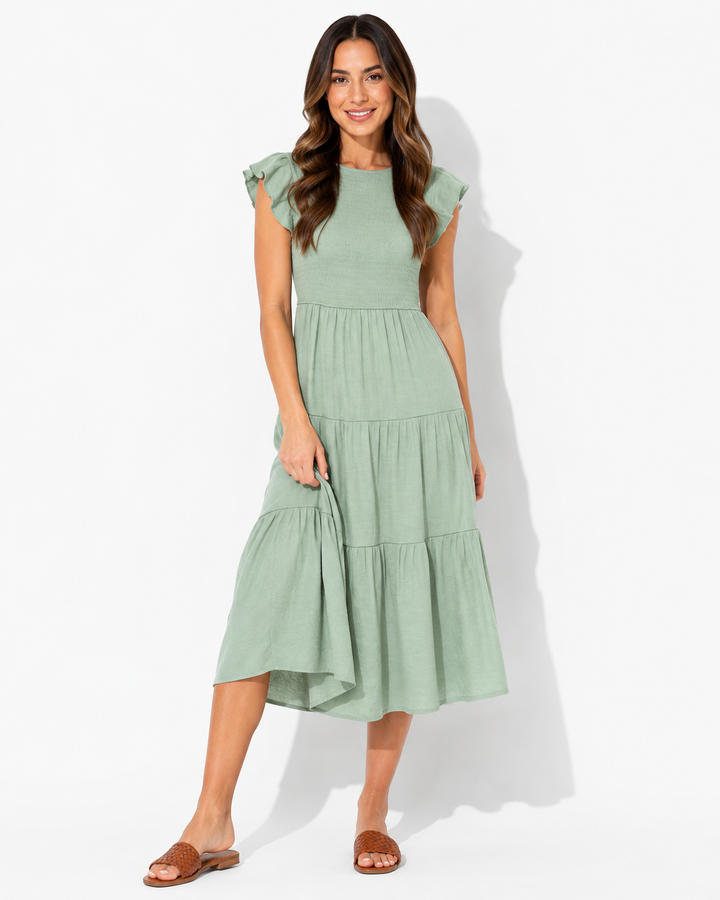 Schickes, bauchbedeckendes Damenkleid, perfekt für elegante Anlässe oder als stilvolles Sommerkleid. Modisch.