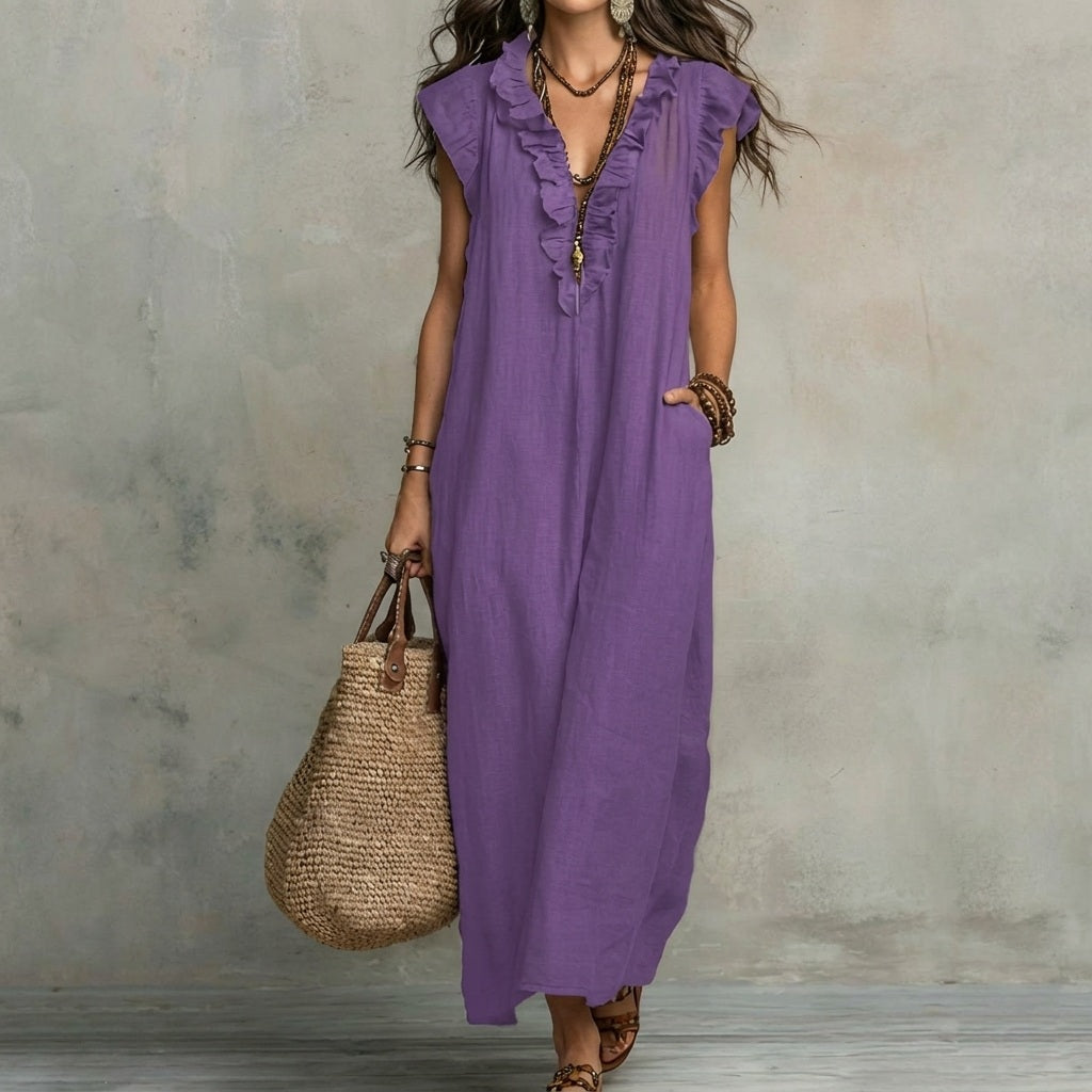 Modernes Damen Maxikleid mit V-Ausschnitt und eleganten Rüschen, vielseitig kombinierbar für jeden Anlass.