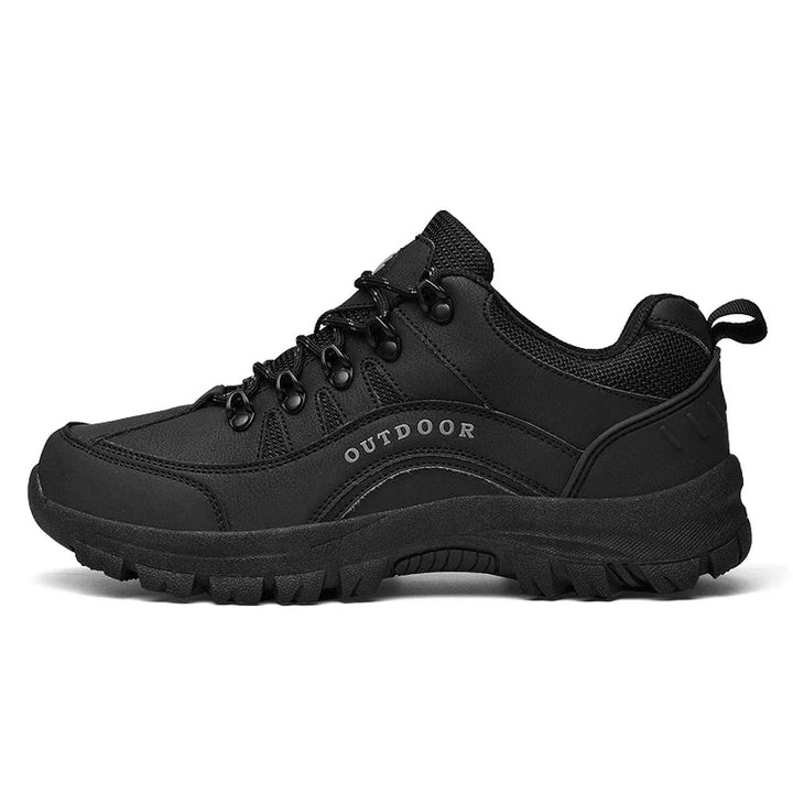 Herren Terrain Wanderschuhe, braun, für robusten Halt & Komfort beim Wandern im Outdoor-Gelände.