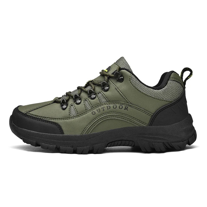 Ergonomisch geformte Herren Wanderschuhe bieten Komfort & Stabilität bei langen Outdoor-Abenteuern.