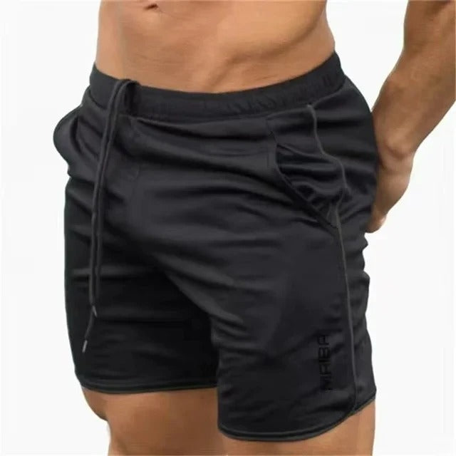 Stilvolle Herren Schwimmshorts Slim Fit in modernem Design. Ideale Strandmode für heiße Sommertage.