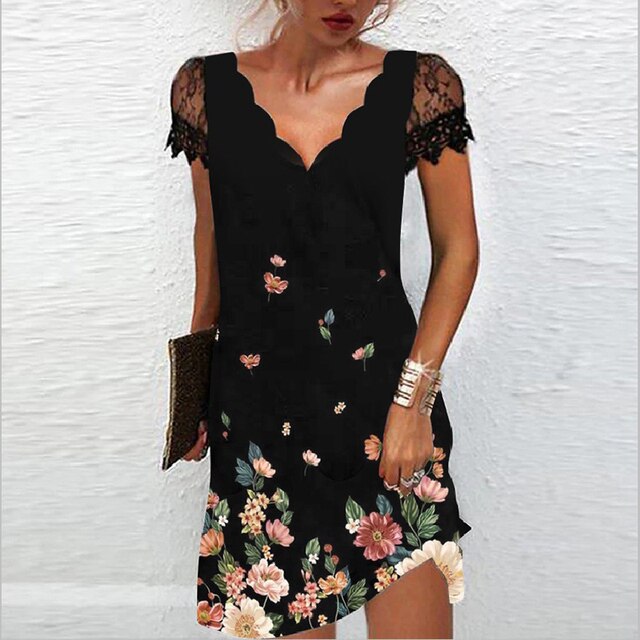 Weiches, fließendes Damen-Midikleid mit figurbetonter Silhouette. Ein elegantes Sommerkleid, sehr bequem.