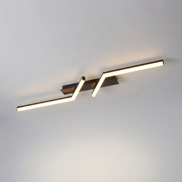 Flache, moderne LED-Deckenbeleuchtung Aerolite, dimmbar, ideal für jeden Raum.