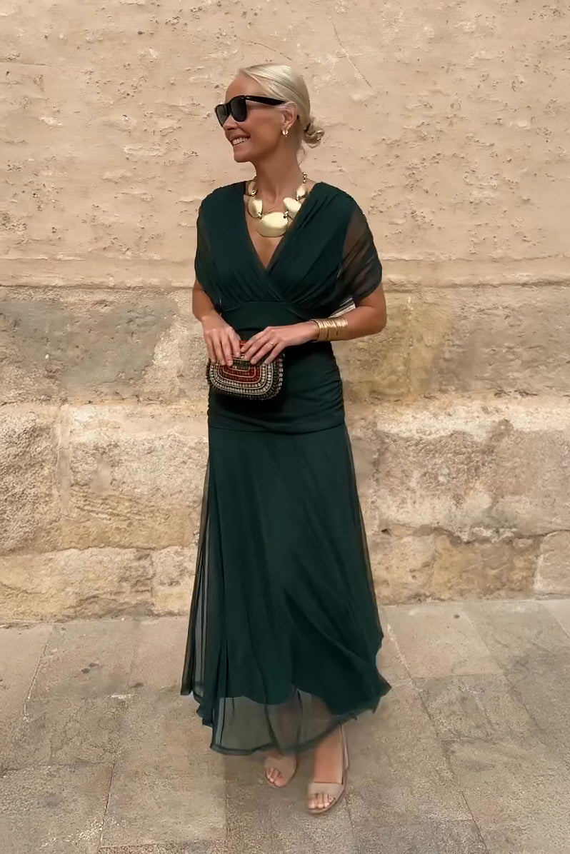 Damen Abendkleid Maxi, fließend, elegant. Perfekt für festliche Anlässe und Abendmode.